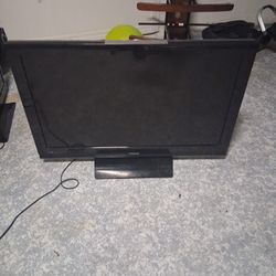 TV Toshiba. it works normally. is Big (Cash only)
