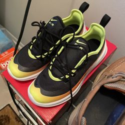 Brand New Nikes Size 3 Boys!