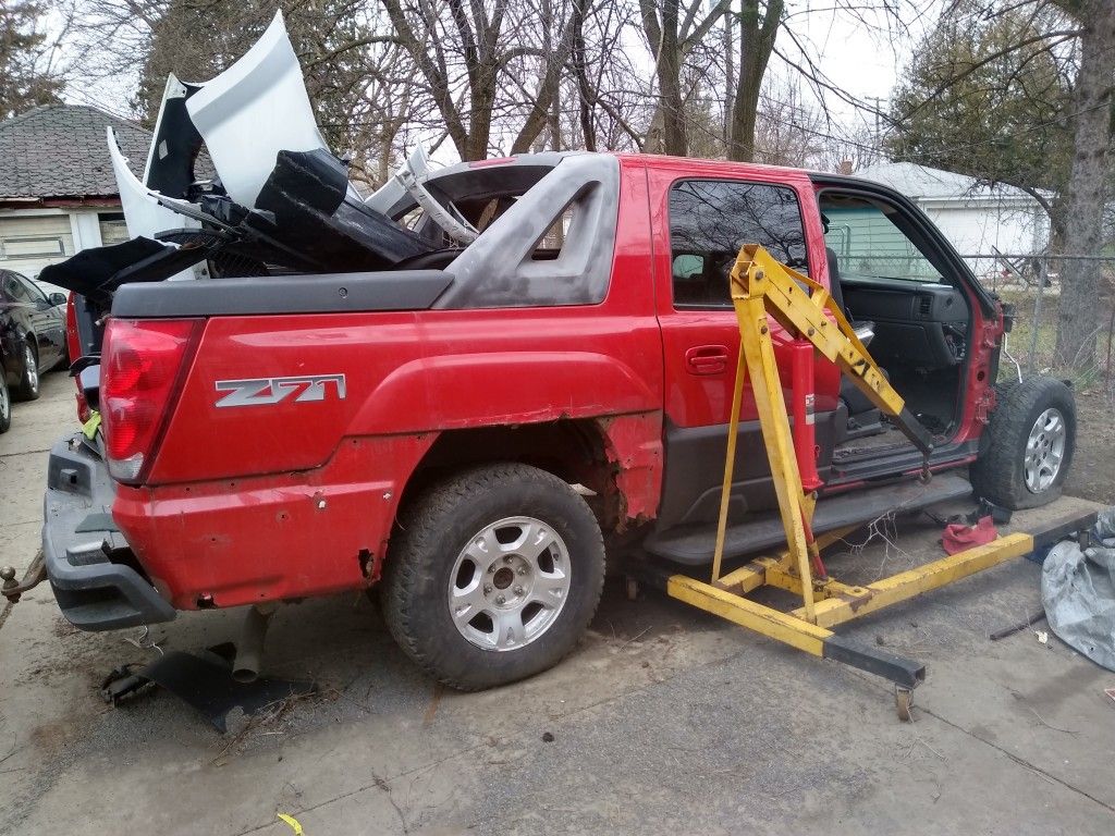 Chevy avalanche for parts