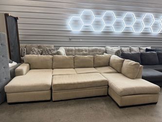 FREE Local Delivery 🚚- 3 pcs sectional couch sofa set w/ storage ottoman