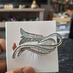 Rhinestone Flower Brooch