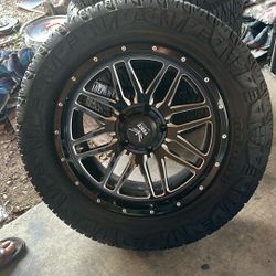 Toyota Tundra 5 Lugs 