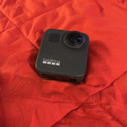 GoPro MAX 360 Camera – Works Great (No SD Card) 
