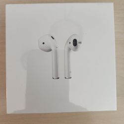 New Apple Airpods 2nd Generation With Wireless Charging Case