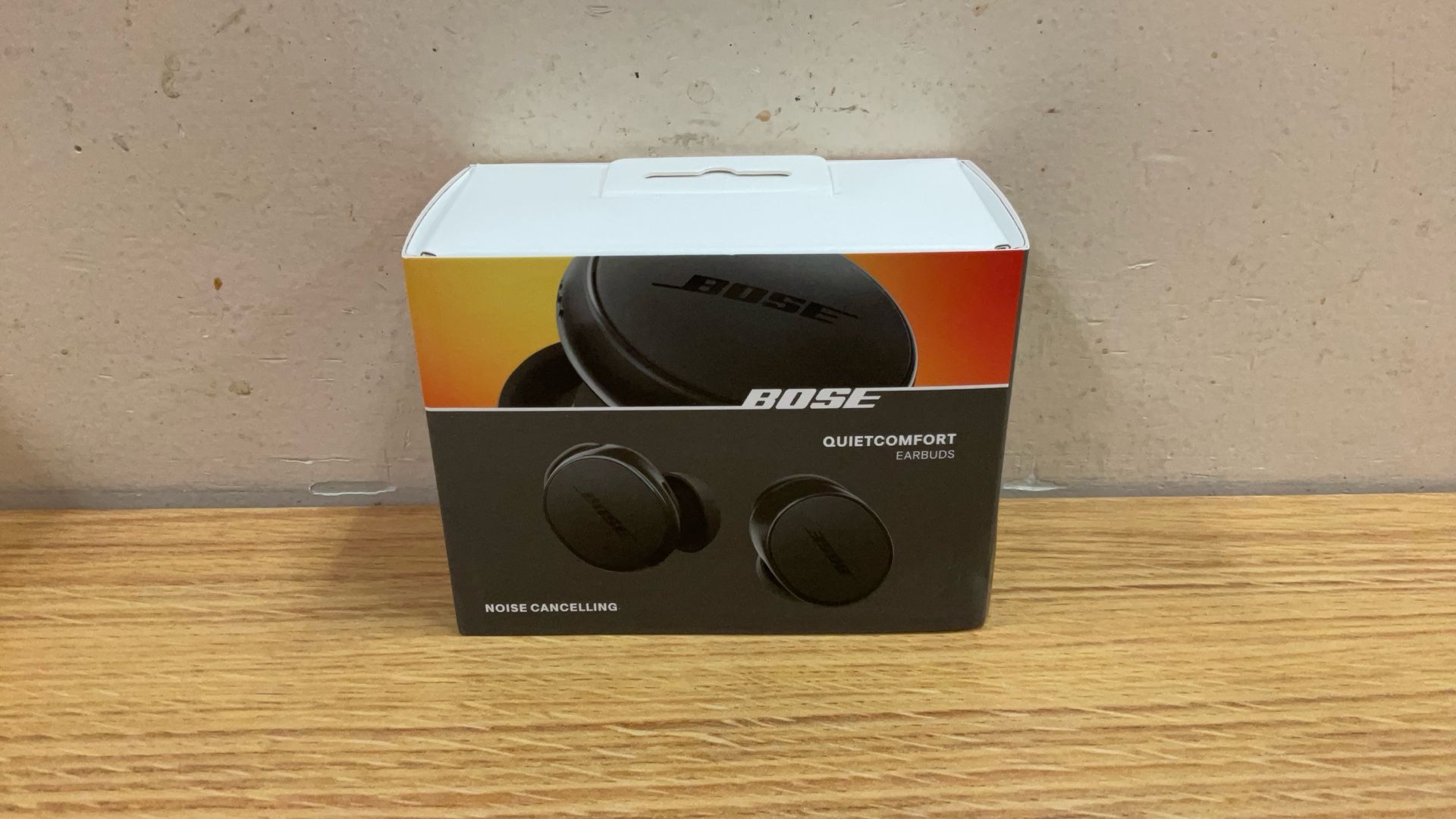 BOSE QUIETCOMFORT EARBUDS NOISE CANCELLING.