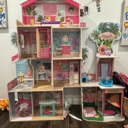 Kidkraft 4 1/2 Feet Doll House