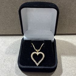 Gold Chain With Heart Pendant 