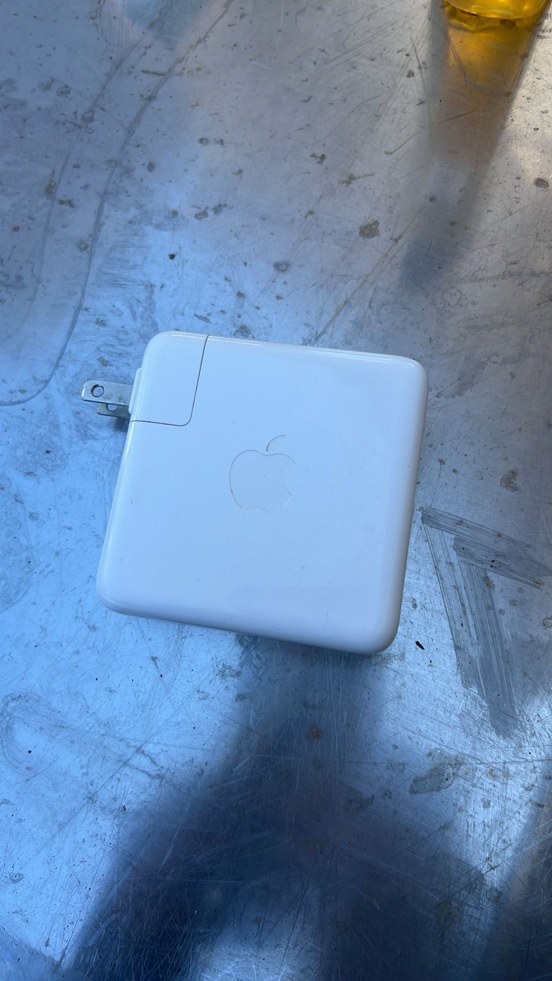 Charger For Apple Computer With A Type C Outlet