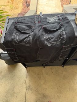 Men’s 32 True Religion Shorts