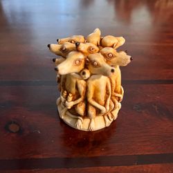 Harmony Kingdom meerkat Manor box figurine
