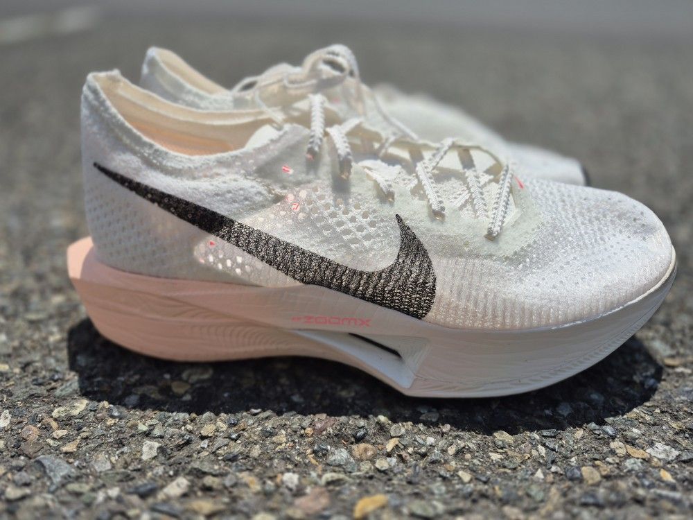 Nike Air ZoomX Vaporfly Running Shoes Womens SIZE 9.5