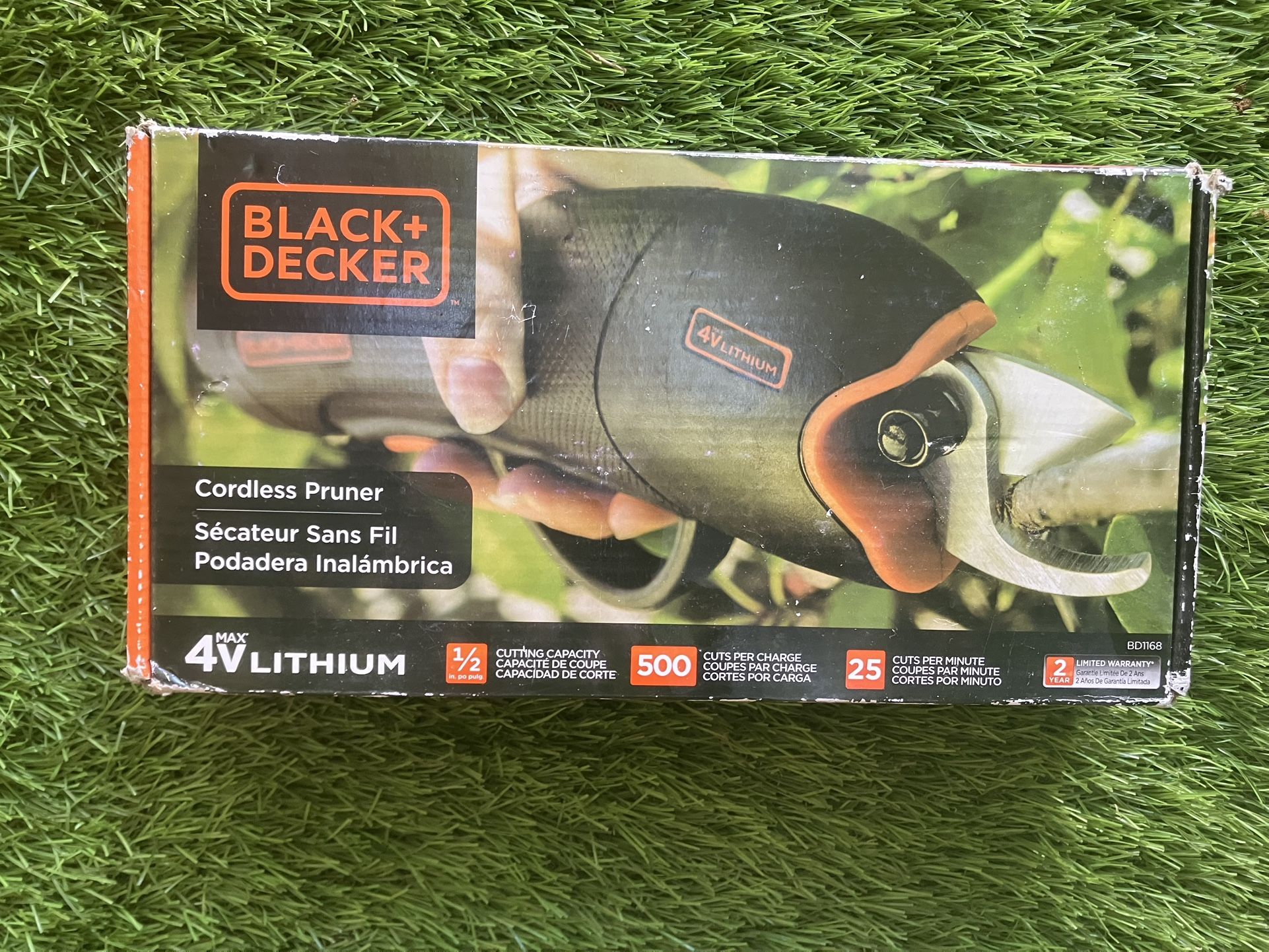 NEW SEALED BOX - Black & Decker Power Trimmer For Plants, Bushes, Small Branches, Bonsai Garden Tool Nipper Lobber Shears Lithium Ion Battery