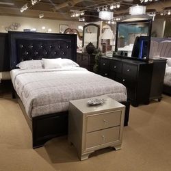 New Queen And King Bedroom Set 