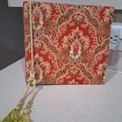 New album photo holds 200 pictures