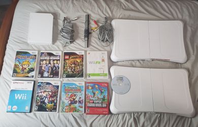 Nintendo Wii Console Bundle + 9 Games + 2 Balance Boards – Super Mario Bros, Smash Bros Brawl, Animal Crossing, Super Paper Mario, Wii Fit