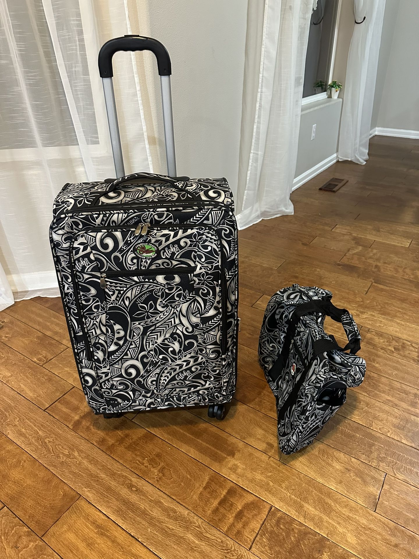 Luggage set