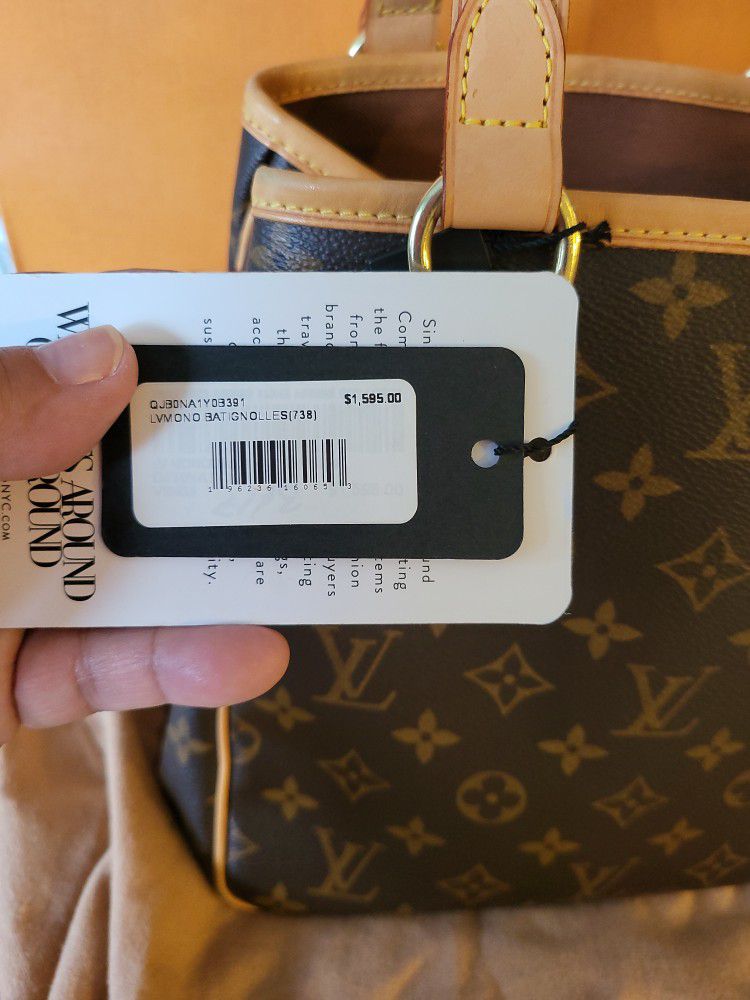 Authentic Louis Vuitton Bandeau And Luggage Tag for Sale in Sanford, FL -  OfferUp
