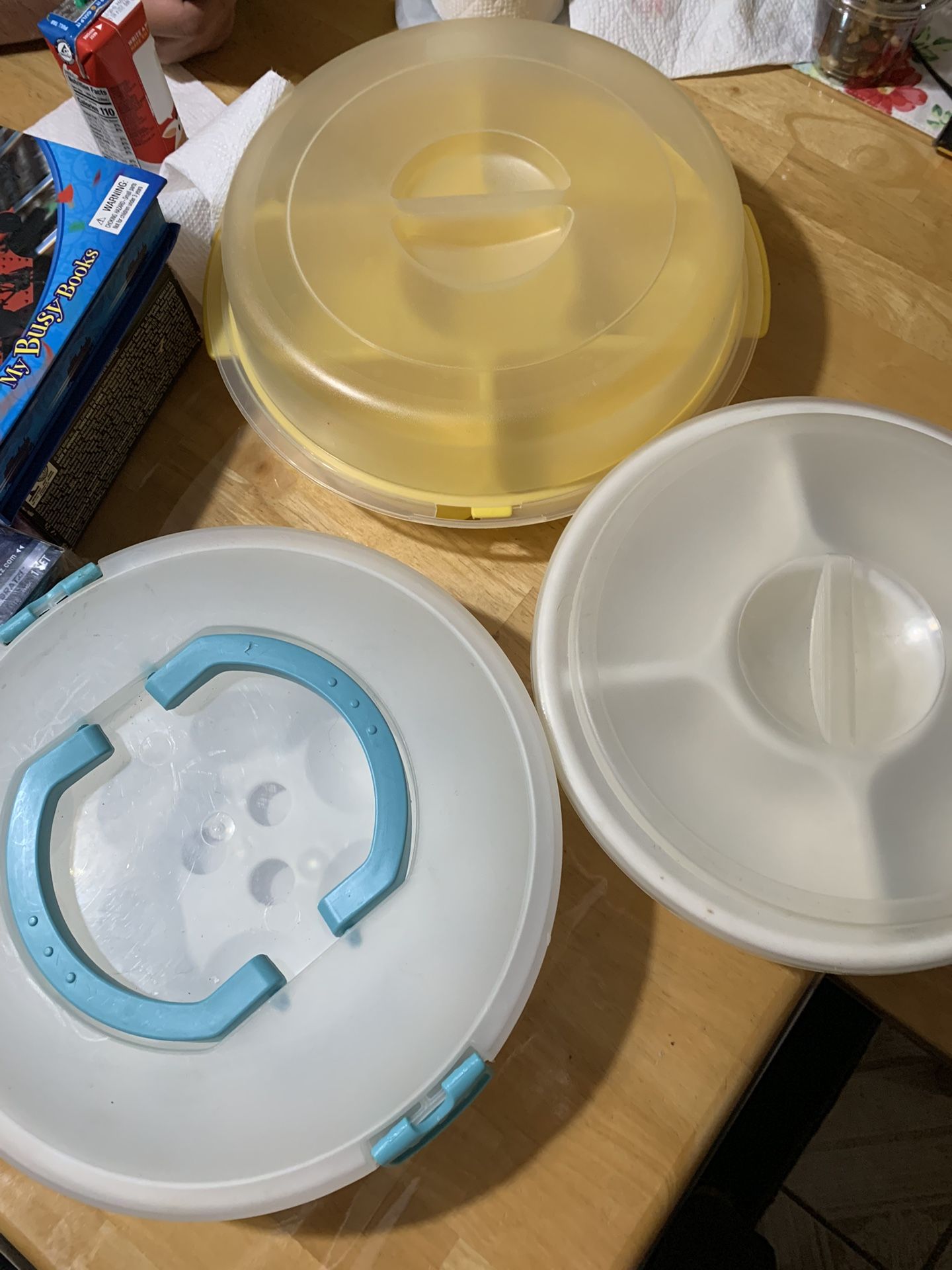 Plastic Containers 