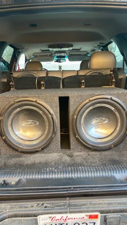 Fax 15 inch subs in ported box