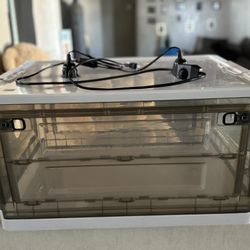 Incubator For Pets 