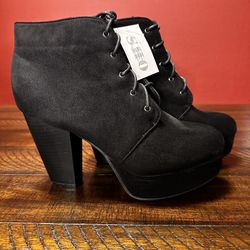 LADIES BOOTS BY SHO BEAUTIFUL 