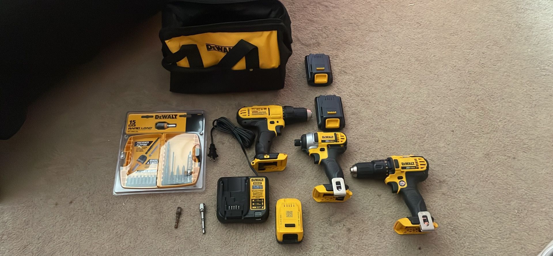 DeWalt drill set (Brand New)