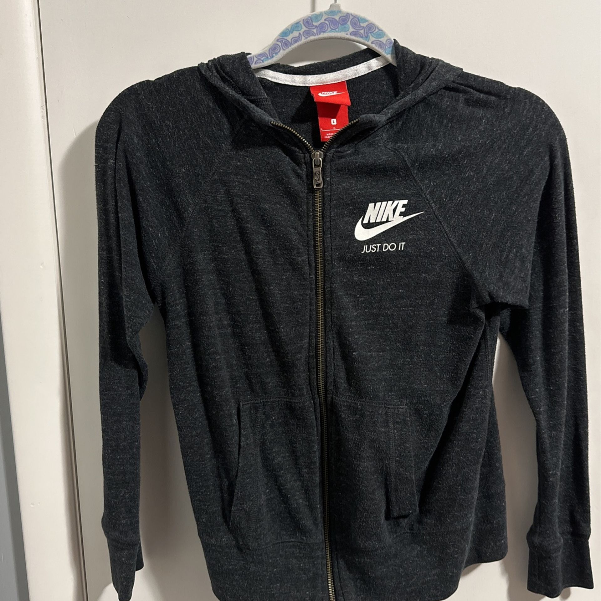 Nike Just Do It Gray Hoodie Sz L Child’s Size