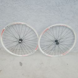 700 C Vuelta Comp. Rims $60$