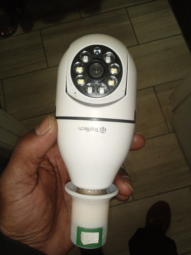 Top Tech Bluetooth Camera