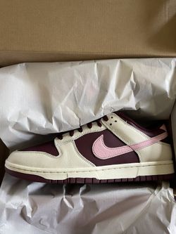 Nike Dunk Low “Valentine” Sz 11M 🚨