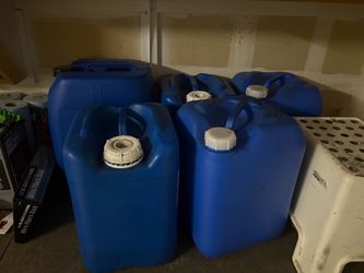 Blue Plastic Jerry Cans Lot of 5