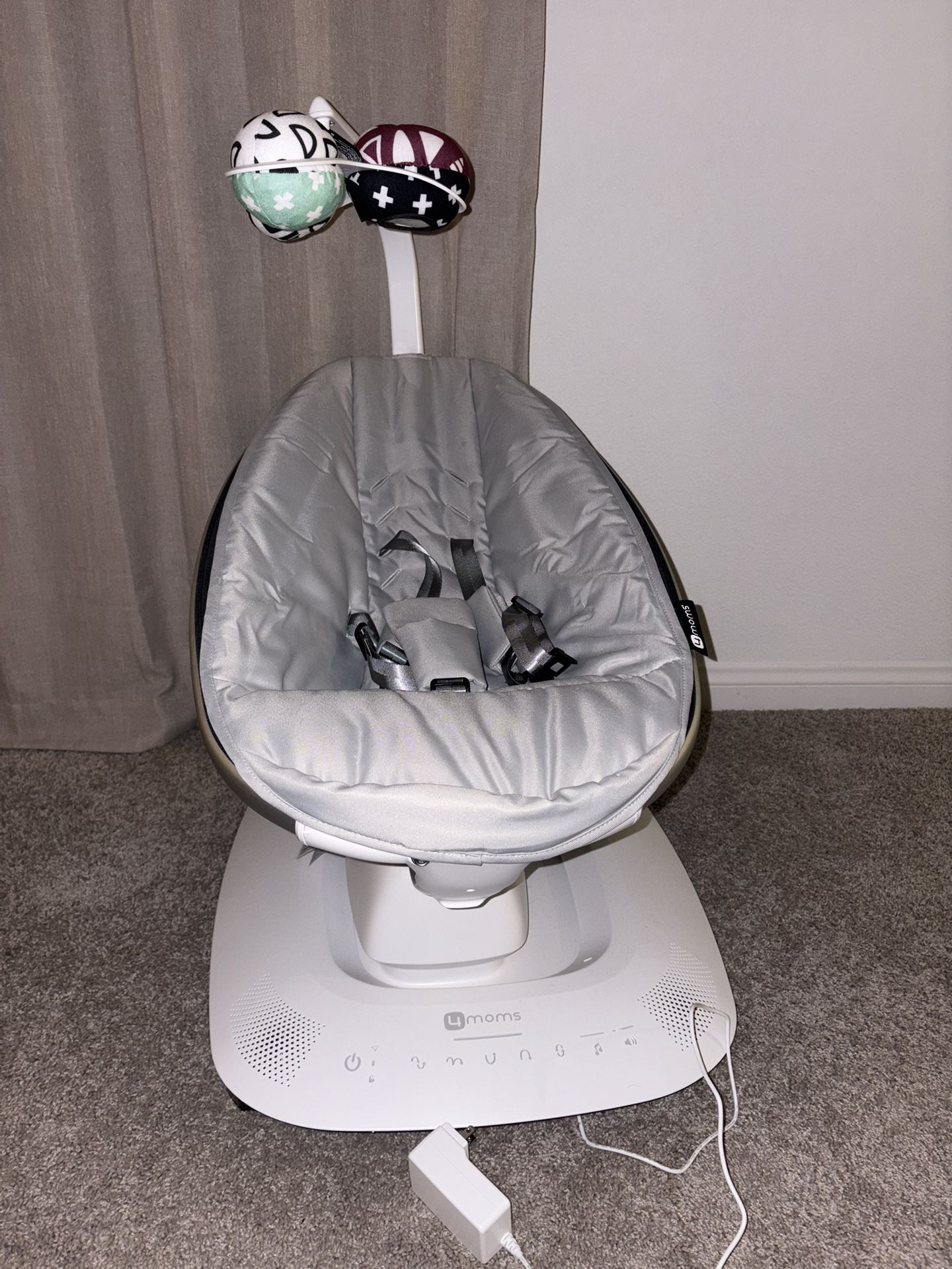 4moms MamaRoo Multi Motion Baby Swing 