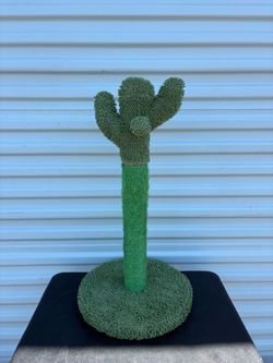 Frisco Cactus Cat Scratching Post, 28-in