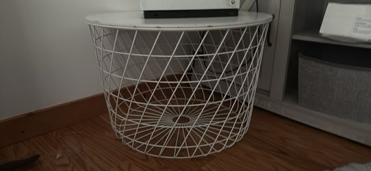 Blanket basket