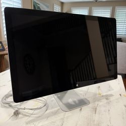 Apple Desktop Monitor With Adapter