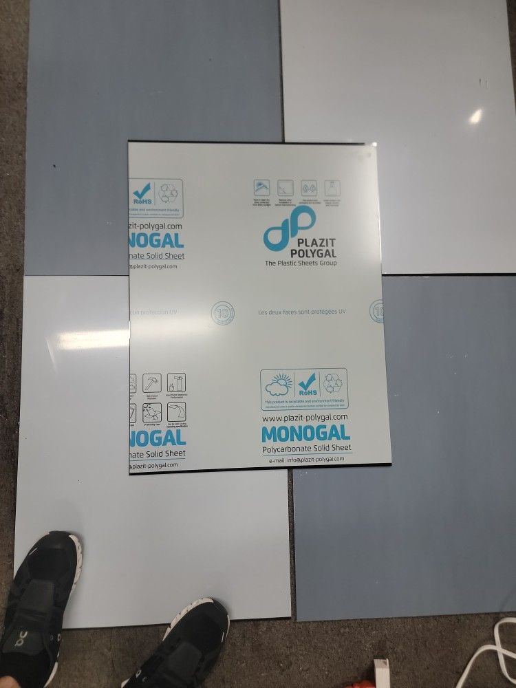 Gloss Black Plexiglass Polycarb Sheets – Unbeatable Prices!