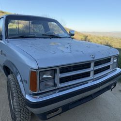 1989 Dodge Dakota