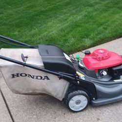 Very Nice Honda Hrx 217 Self-propelled Rural Drive Lawn Mower With Composite Deck Never Rot