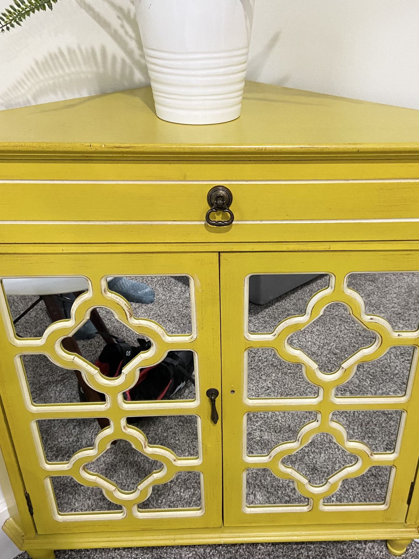 Yellow accent table/corner shelf