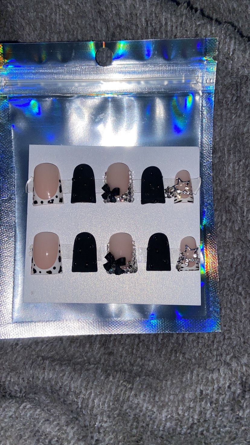 Press On Duck Nails Medium