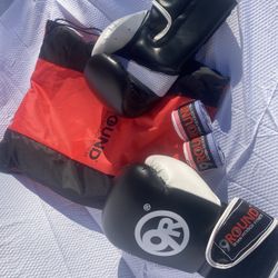 9 Round Boxing Glove Set