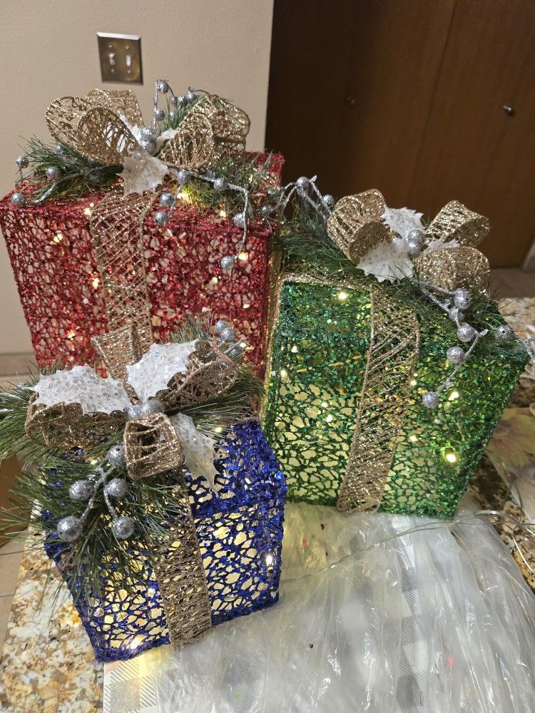 LED Gift Box Set Of 3
