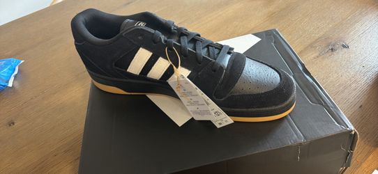 Adidas 11.5