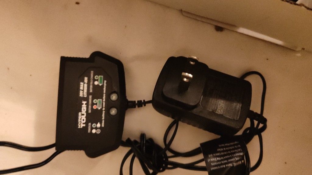 Hyper Tough 20 Volt Battery Charger