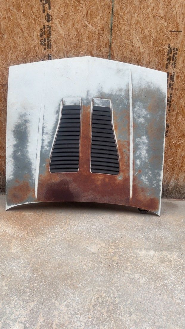 1986 Chevy Camaro Iroc Z28 Hood & Hinges $450.00