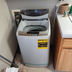 Almost New Washing Machine