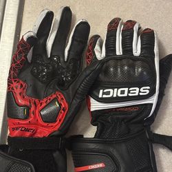 Sedeci Corsa 2-Size ,L