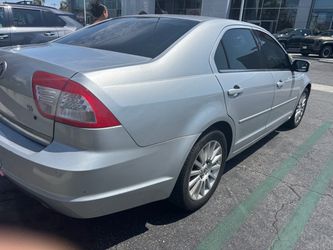 Mercury Milan V6