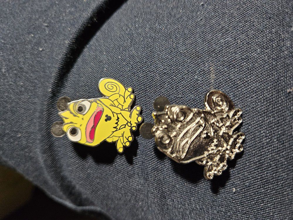 2014 Disney Pin Set Of 2 Pascal Frogs Hidden Mickey