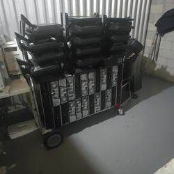 24 Desktop Hp Computers And 30 Monitors